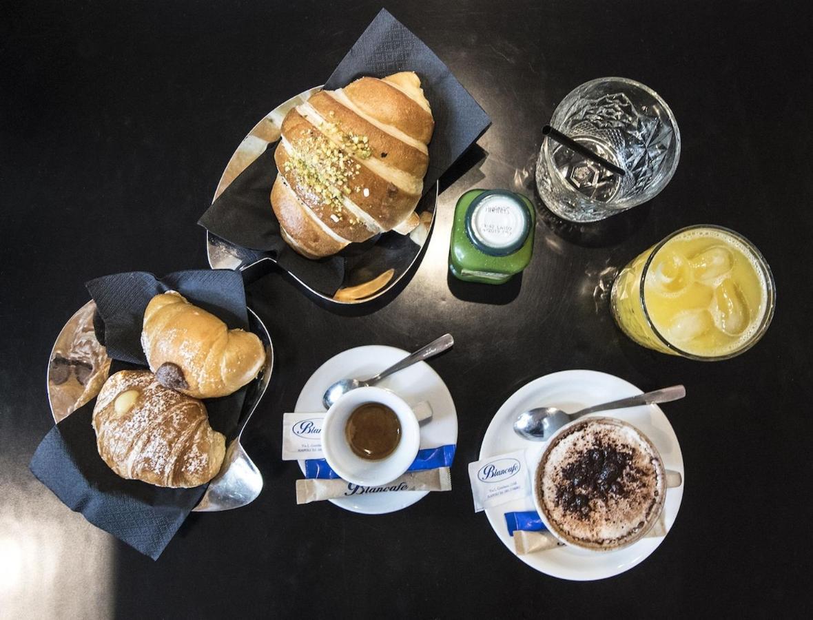 Donna Luisa Couette-café